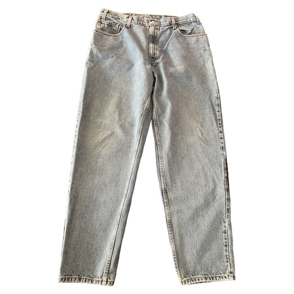 Vintage Levis 560 Men 38 x 34 Comfort Fit Jeans Medium Wash Denim Tapered Leg - Picture 1 of 8